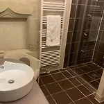 Maison De La Pra 4*