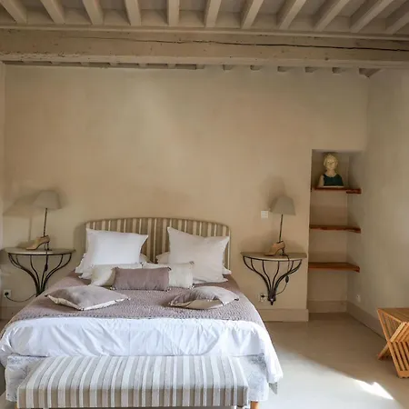 Maison De La Pra Bed & Breakfast 4*